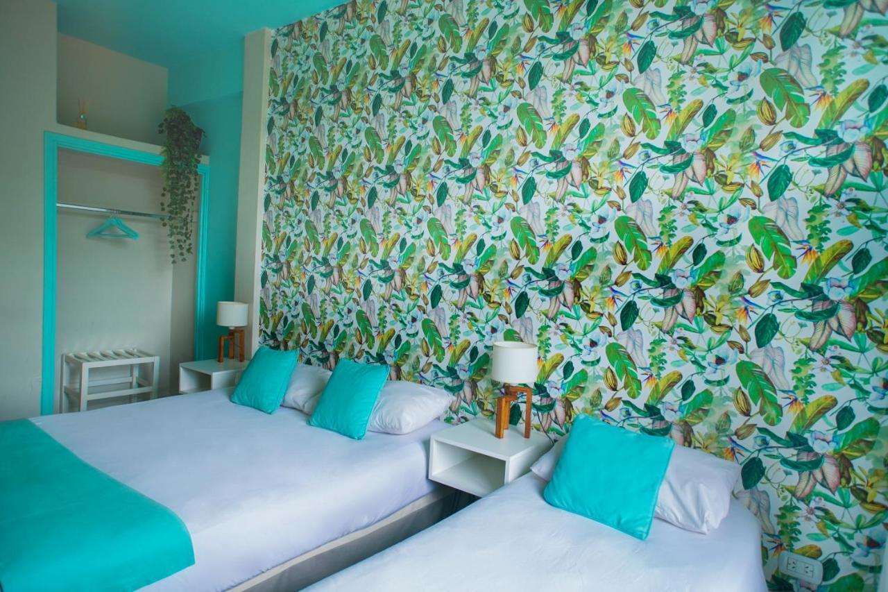 Hotel City Posadas Eksteriør billede