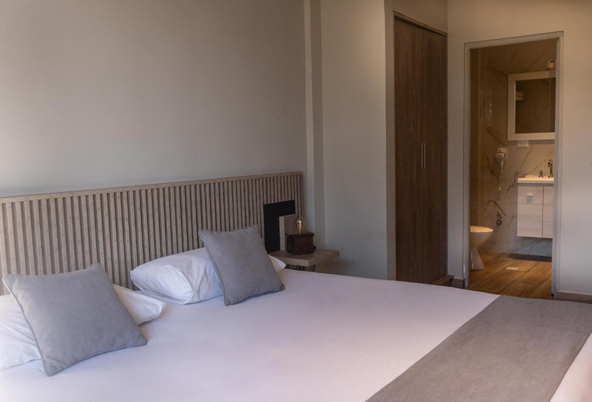 Hotel City Posadas Eksteriør billede